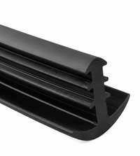 Těsnění na fotovoltaické panely gumové typ T 18x20 mm – přístřešek, carport, mezera 3 mm
